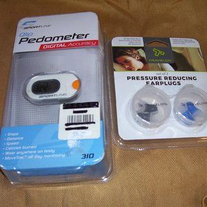 Pedometer + Earplugs Duo